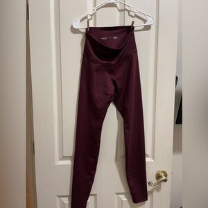 Old Navy Powerpress High Waisted Full Length Leggings (Maroon) Small